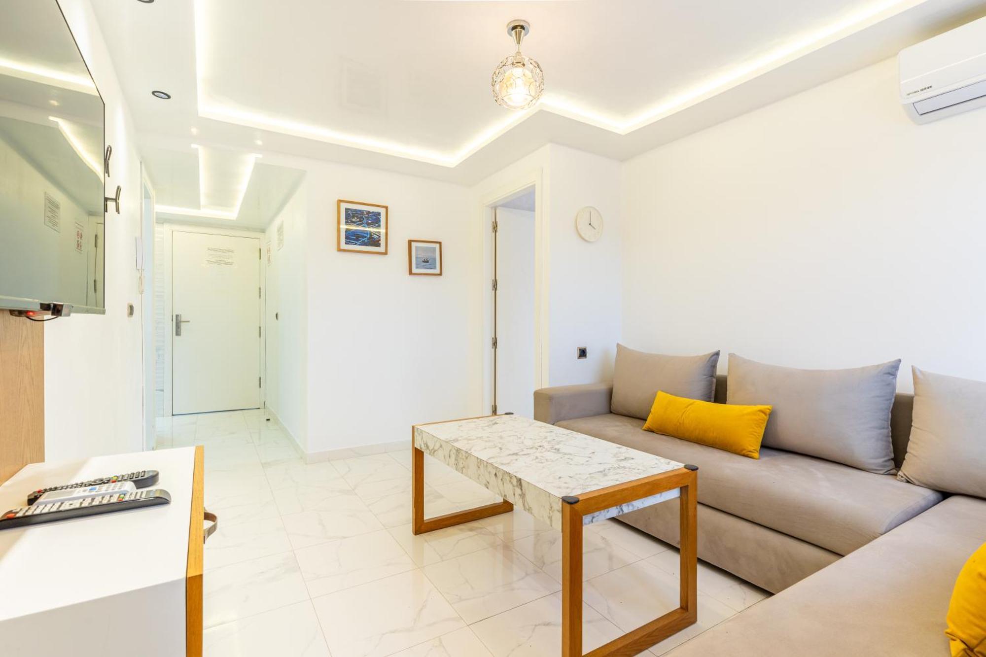 Hot Appar Luxury Suitemar M'Diq Bagian luar foto